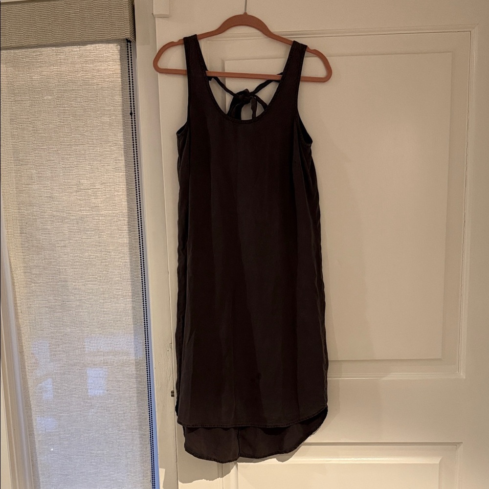 Anthropologie brand Cloth and Stone Sleeveless Black Dress with Bow Detail